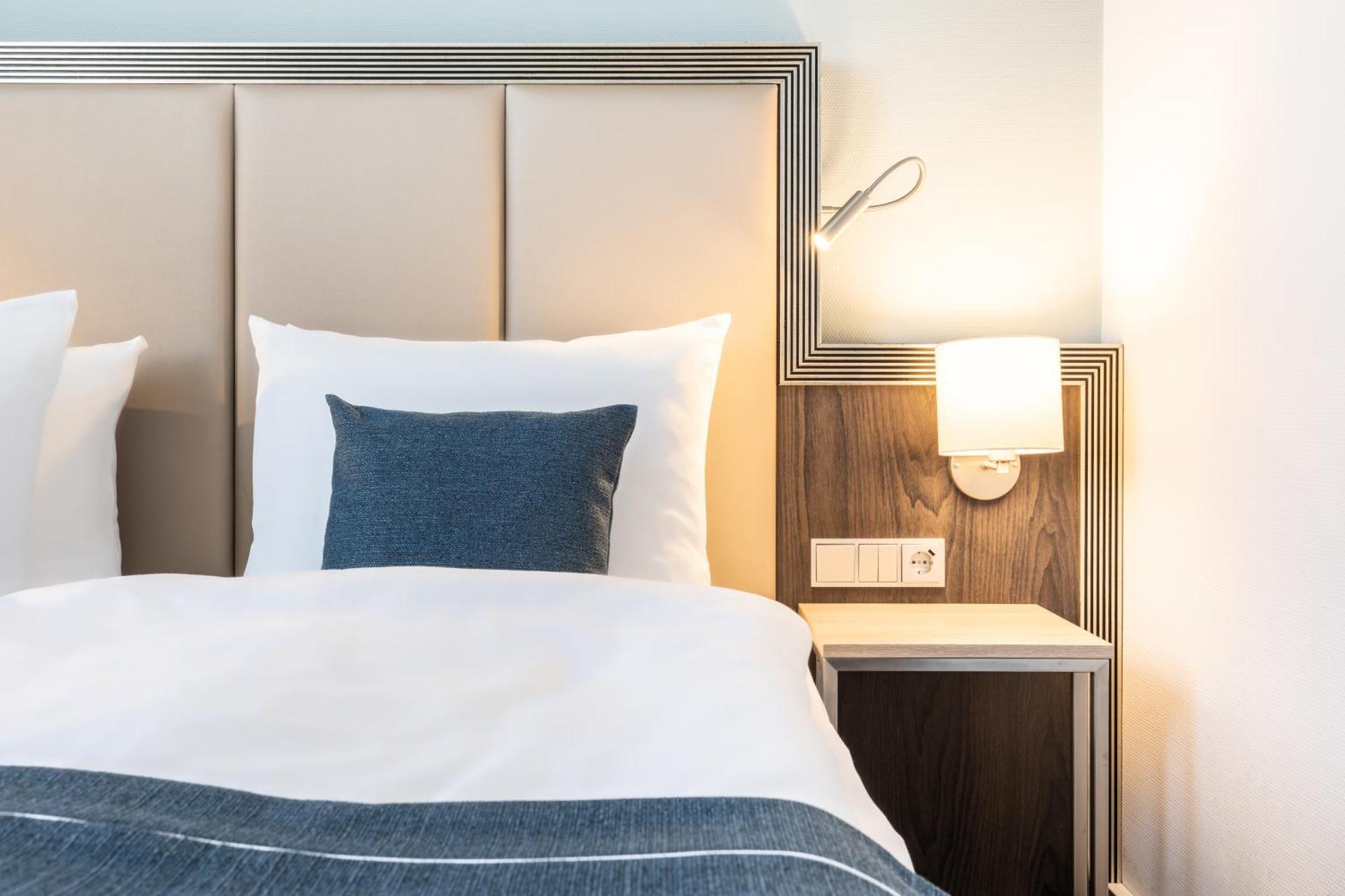 Hotel Select Handelshof 3*