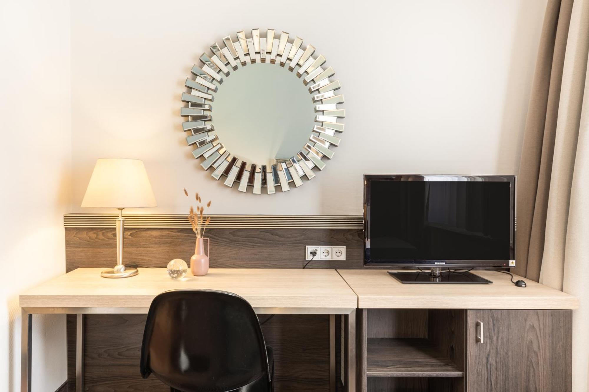 Select Handelshof Hotel 3*