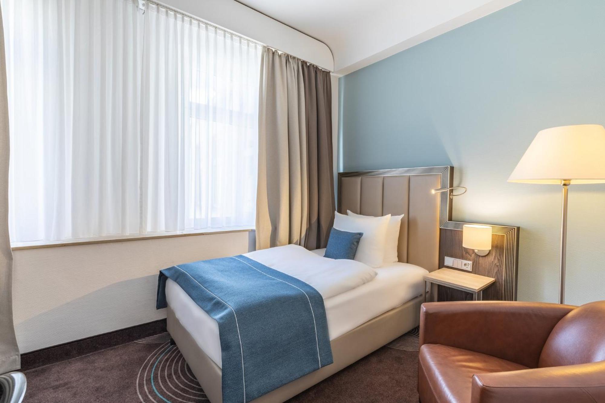 Select Handelshof 3* Essen